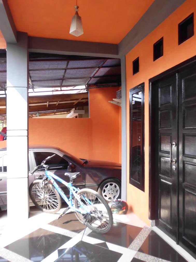 Rumah Jababeka, 2 lantai harga MURAH AJA..