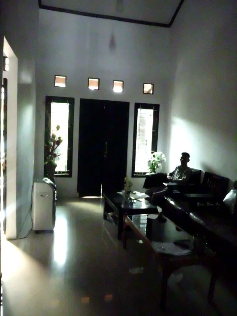 Rumah Jababeka, 2 lantai harga MURAH AJA..