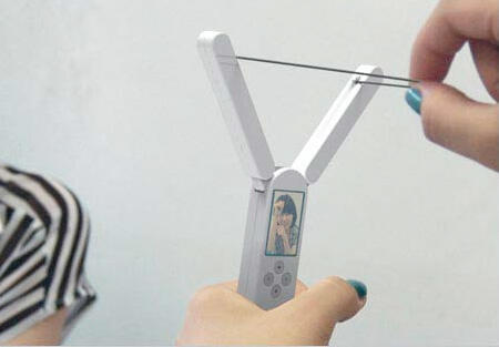 Kamera Kok Ada Ketapelnya, Buat Apa Ya??