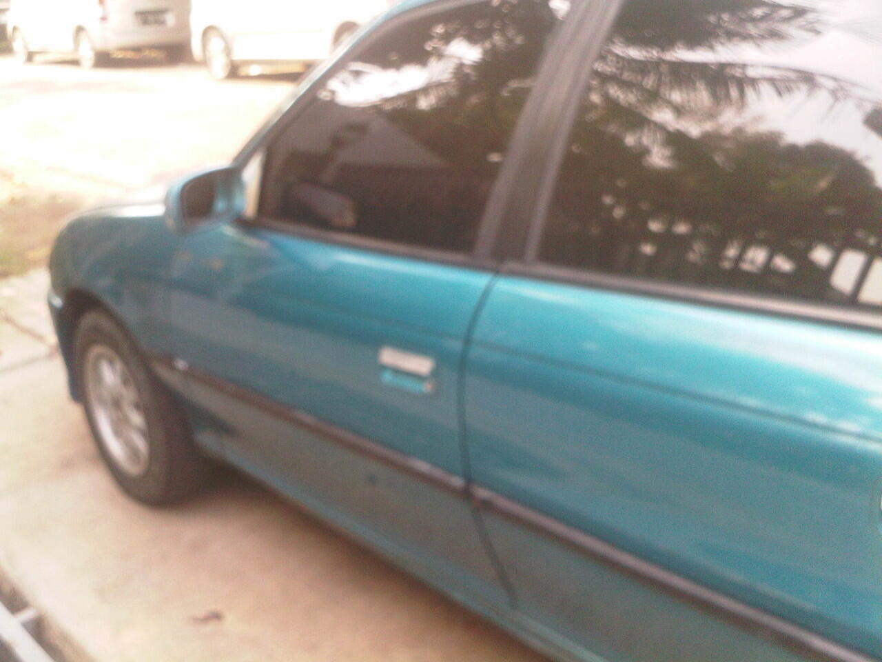 Dijual Opel Optima 95 warna hijau plat bandung