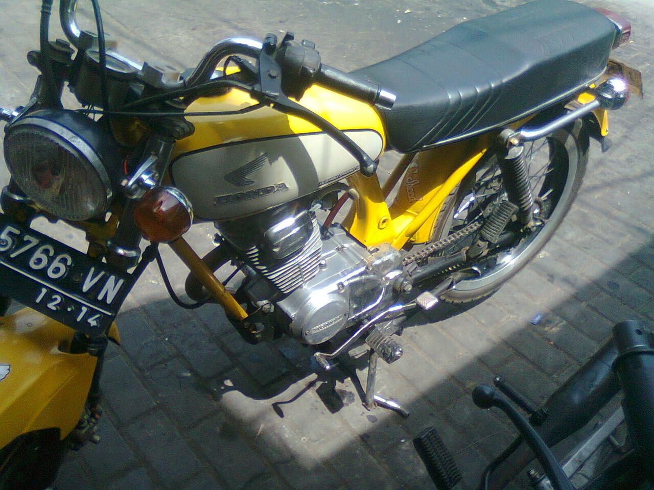 Honda CB 100 Tahun 1980