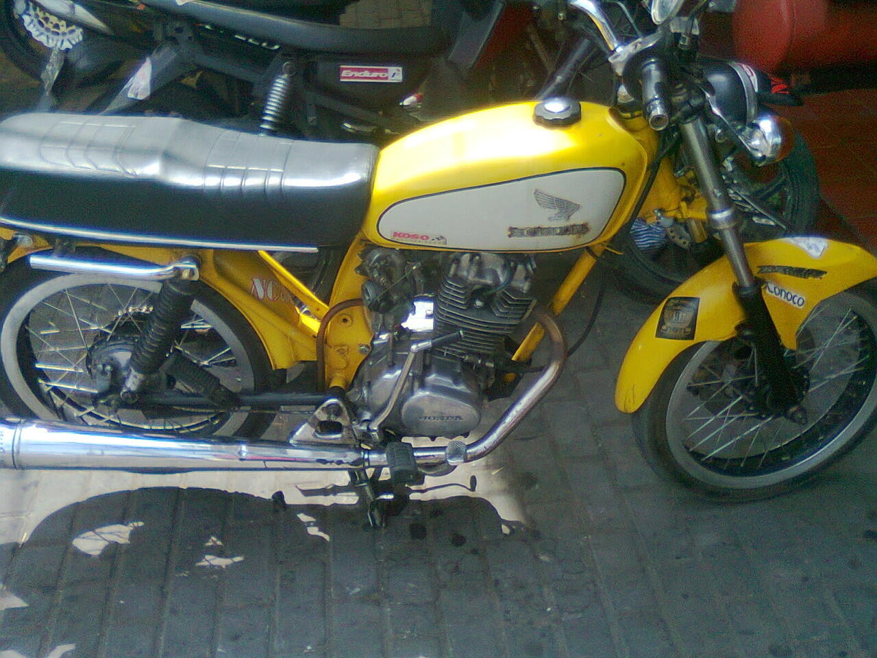 Honda CB 100 Tahun 1980