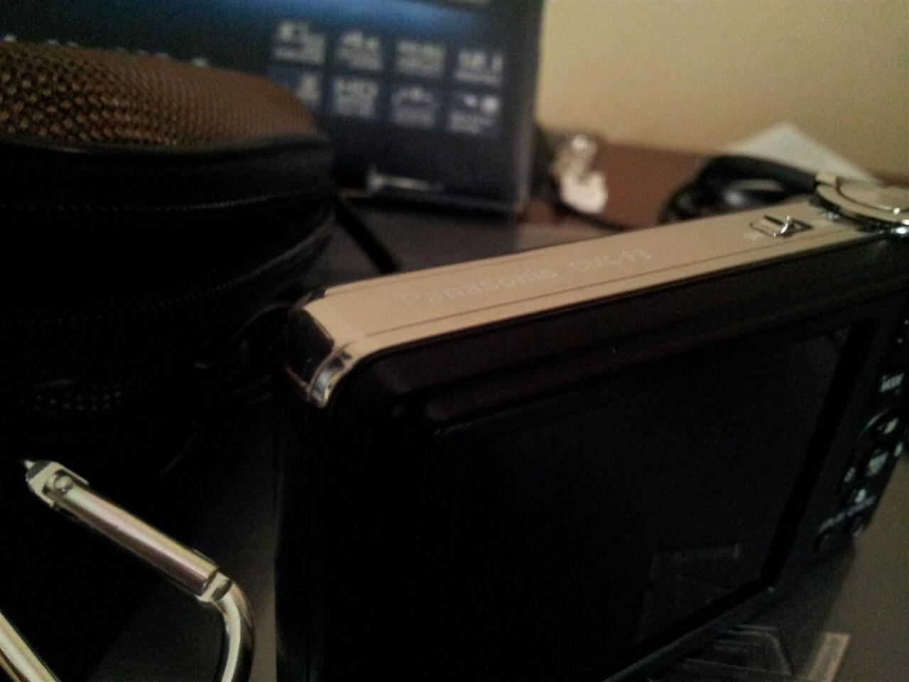 Sambil G4L4u mau jual Seken mulussssssssssss Panasonic lumix F3