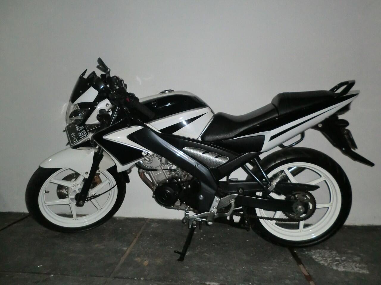 86 Modifikasi Motor Vixion 2012 Warna Putih Terupdate Ketoprak Motor