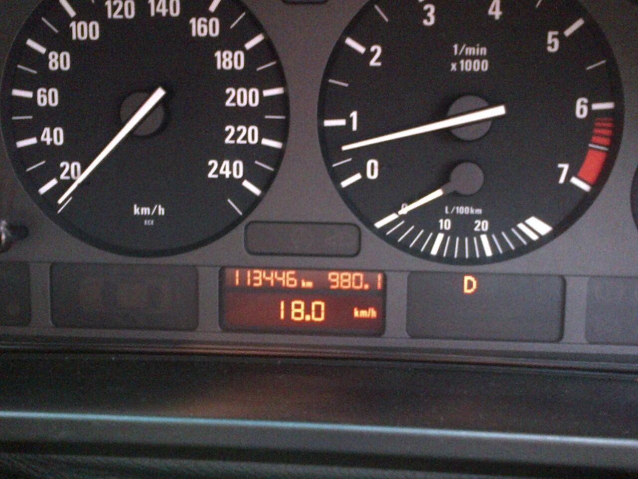 Over Kredit BMW 528i kondisi ciamiiikkk