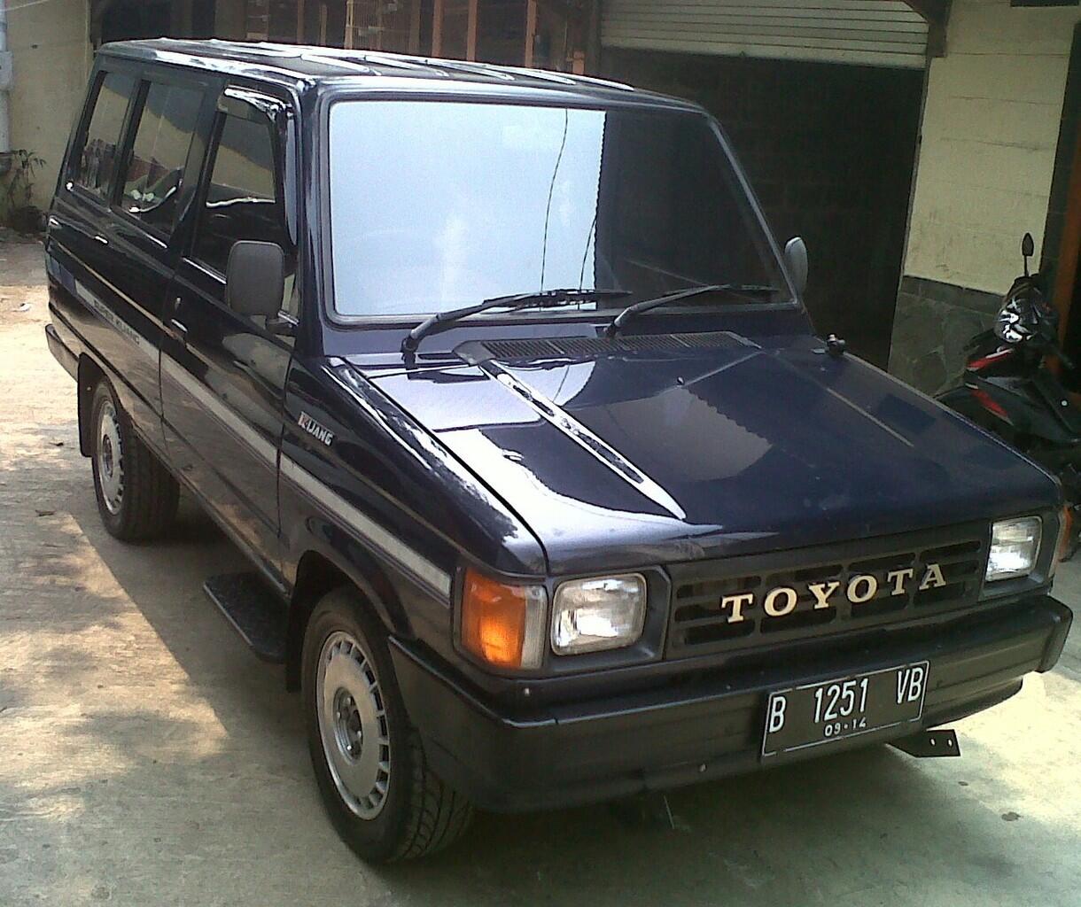 Toyota Kijang Super tahun 1991 SSX Biru Manual