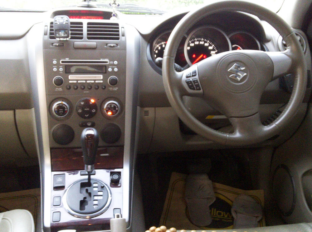 jual Suzuki Grand Vitara 2008 Dark Stone A/T Mantab!!