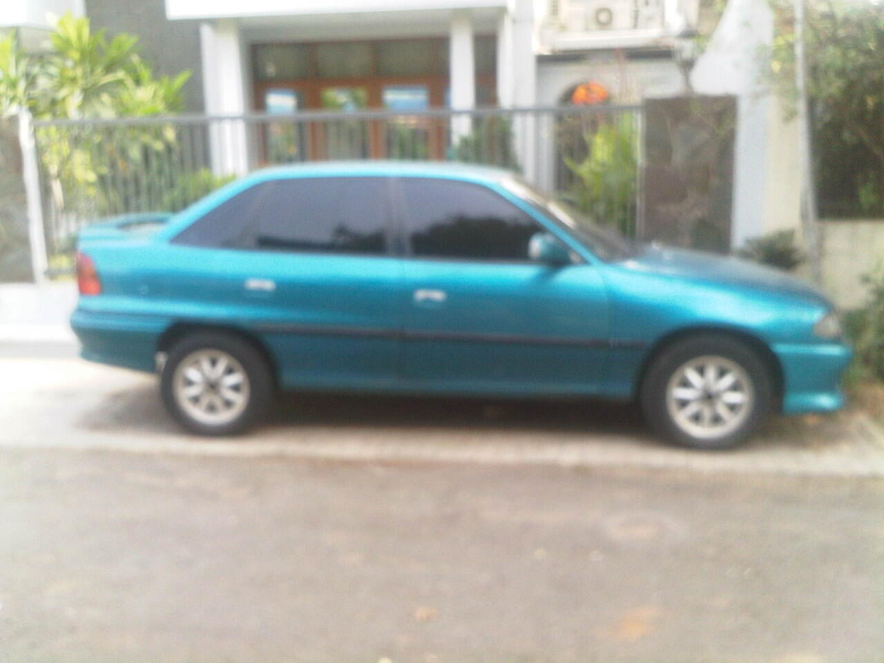 Dijual Opel Optima 95 warna hijau plat bandung