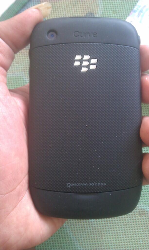 jual blackberry 9330 bb jupiter sprint ex usa mulus 93% bandung!!