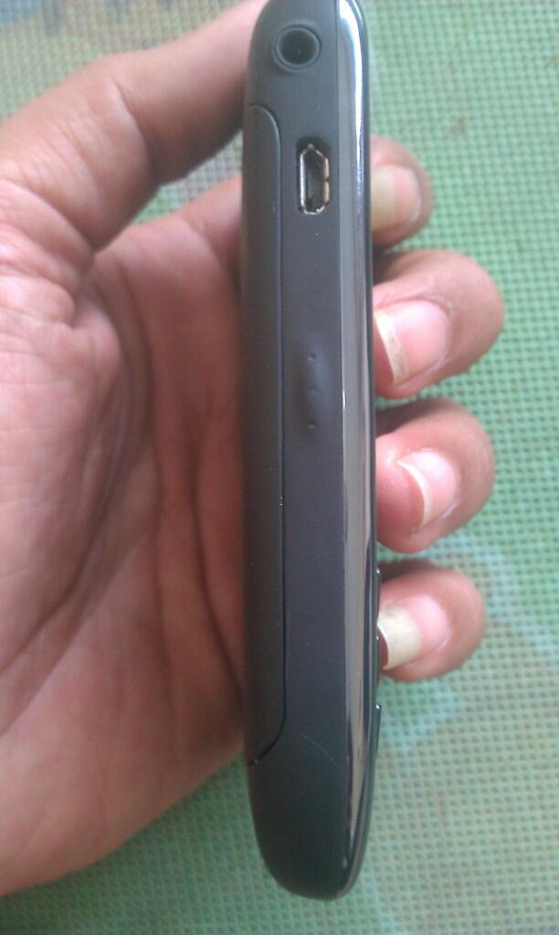 jual blackberry 9330 bb jupiter sprint ex usa mulus 93% bandung!!