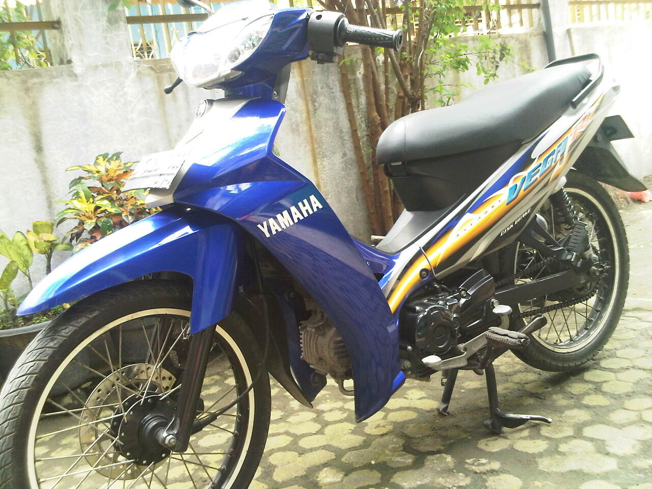 Yamaha Vega R Biru Silver 2007