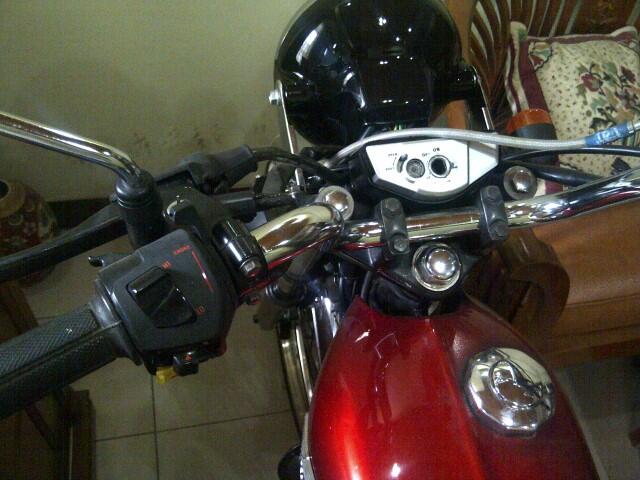 Jual Honda CB tahun 1975 (Banyak Bonus)