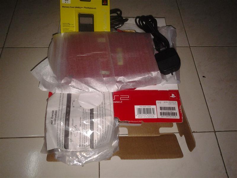Jual tv tabung toshiba bomba 29" + ps2 90006 red (limited edition)