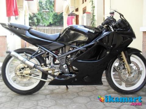 dijual sambungan fairing bawah ninja rr
