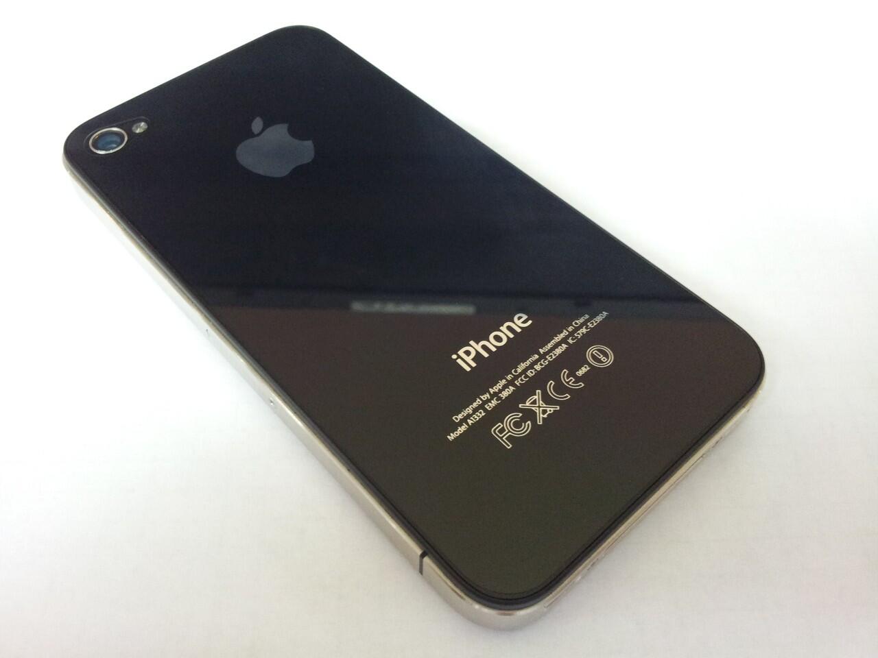 iPhone 4 16GB Black FU kondisi 99% mulus bener2