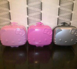 KOLEKSI HELLO KITTY KEREN....