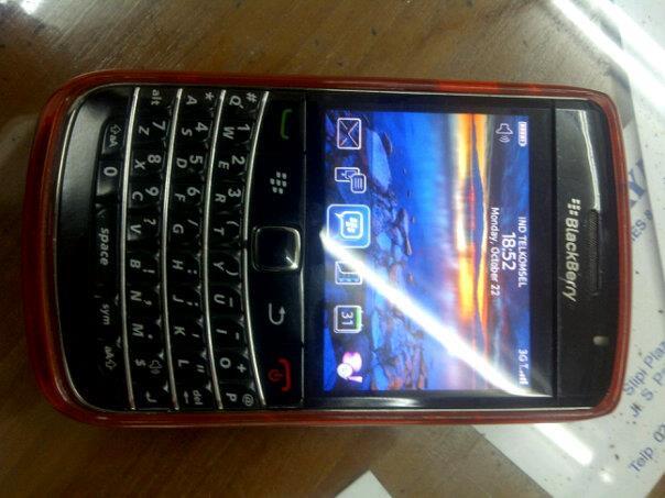 BLACKBERRY 9700 ONYX BOLD GARANSI RESMI