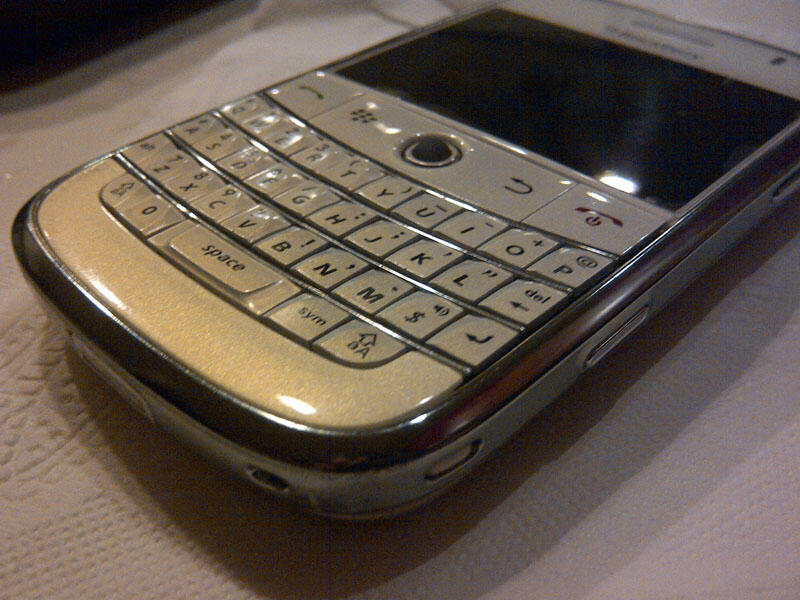 DIJUAL : Blackberry 9000 Bold white edition carrier AT&T 2nd mulus