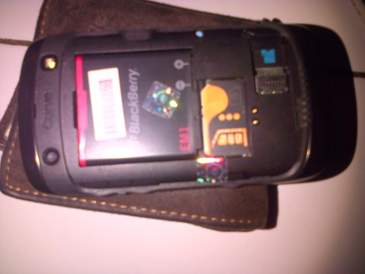 blackberry 9360 apollo black 1bln pakai, resmi ctn /trikomsel