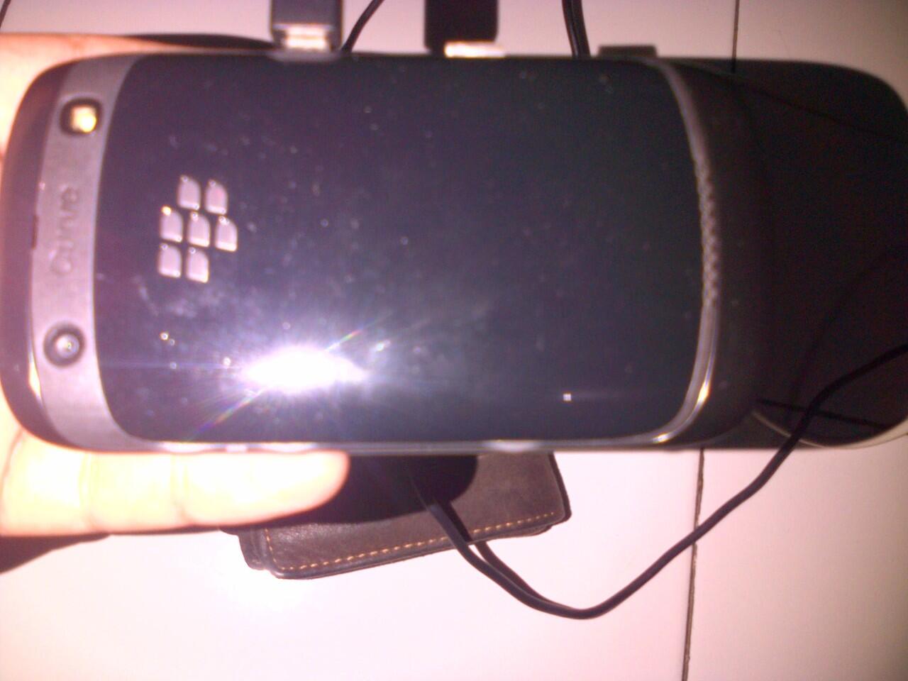 blackberry 9360 apollo black 1bln pakai, resmi ctn /trikomsel