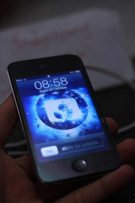 JUAL IPOD TOUCH 4G 32GB BLACK SECOND MURAH MANTAB