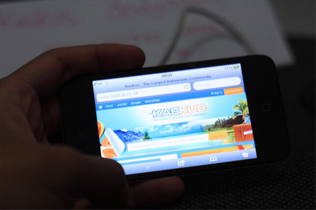 JUAL IPOD TOUCH 4G 32GB BLACK SECOND MURAH MANTAB