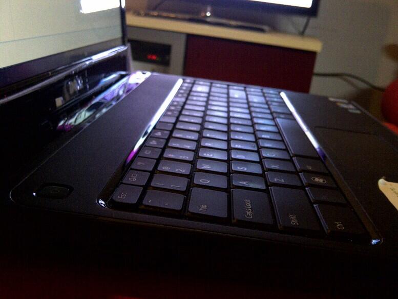 Dijual Dell Inspiron N4030 Black mulus hd500 3.2jt Full nego