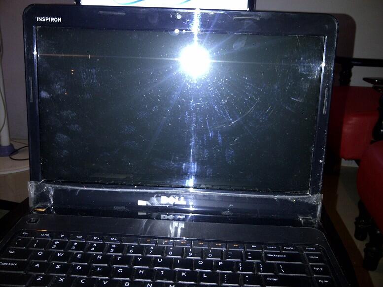 Dijual Dell Inspiron N4030 Black mulus hd500 3.2jt Full nego