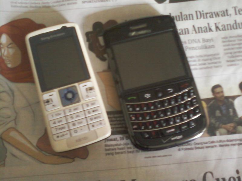 BLACKBERRY TOUR 1+SONER K610i ALL NORMAL 100% SIAP PAKAI..CM 900RB SURABAYA