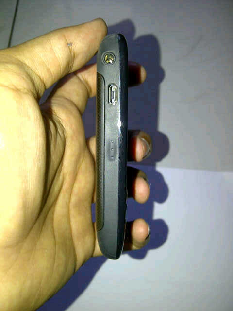 Jual blackberry 9300 kepler batangan mulus jogja
