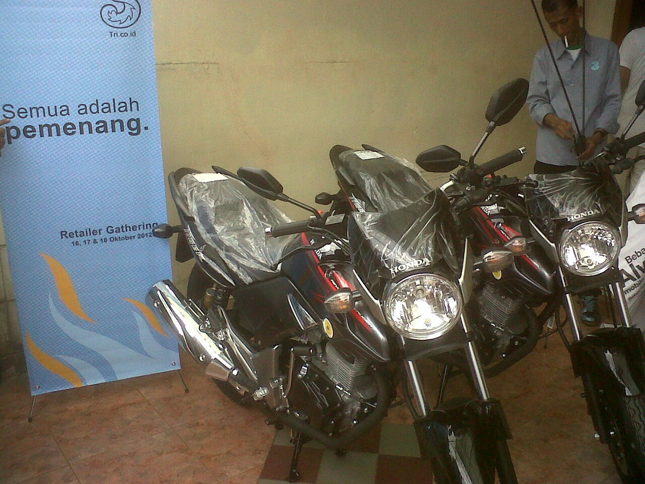 HONDA TIGER HADIAH DARI "THREE" 2 UNIT BLACK SIAP A/N AGAN