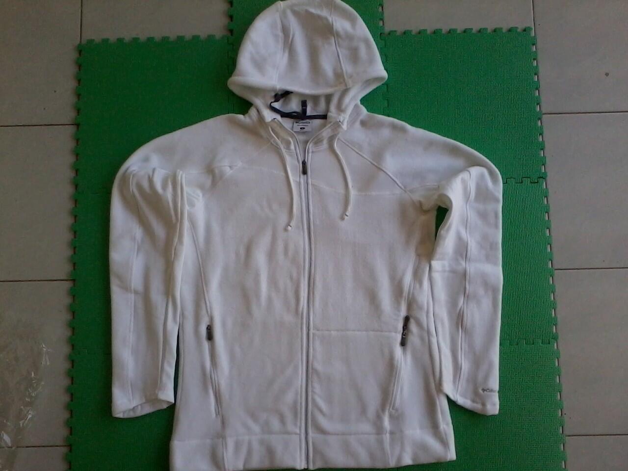 Terjual jaket hoodie sweater Nike ORI harga murah banget 