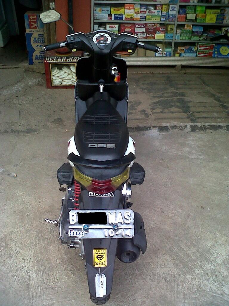 honda beat putih mulus murah siap pakai