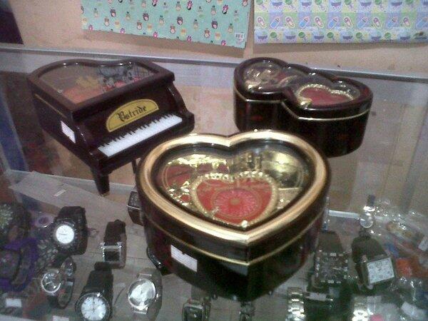 Kotak Musik Music Box Balerina,Kitty,Gitar,DLL