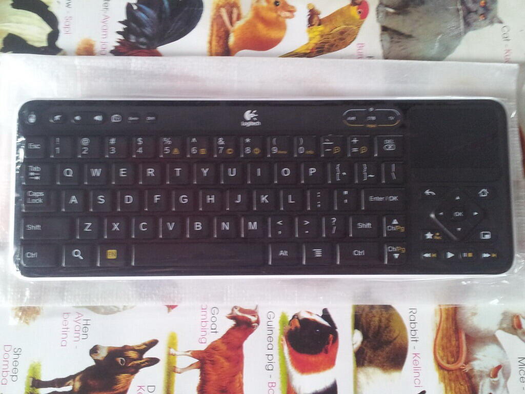 Terjual [JUAL] Keyboard Wireless Logitech K700 Keyboard Controller KASKUS