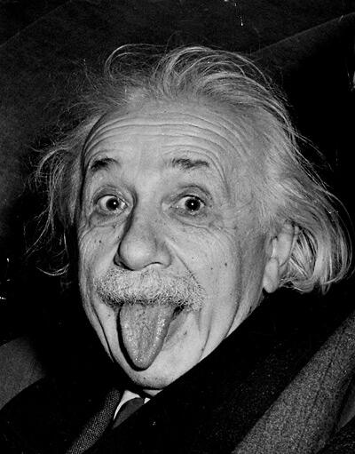 Alasan Einstein Menjulurkan Lidah