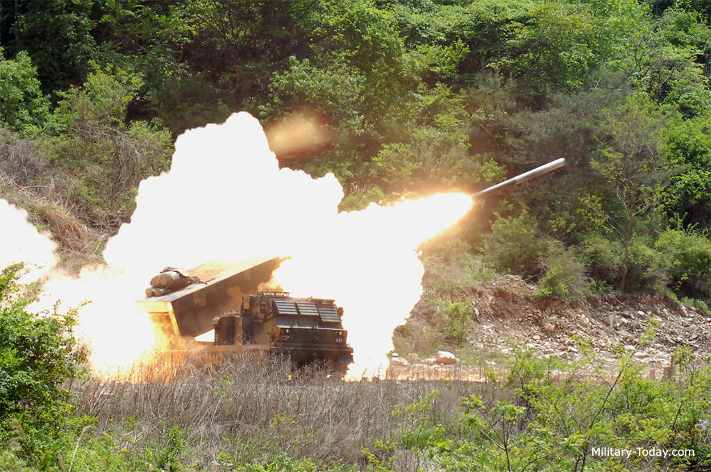 10 Kendaraan Pasukan Militer Terunik Di Dunia