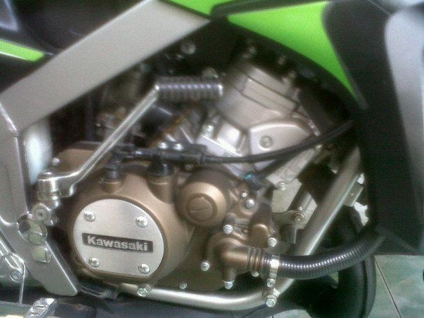 kawasaki ninja R/L gresss murah
