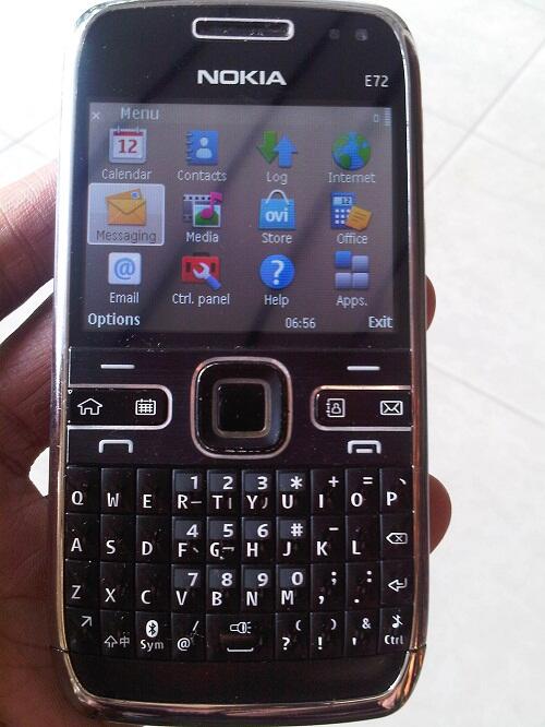 Nokia E72 Black Batangan 95% Mulus