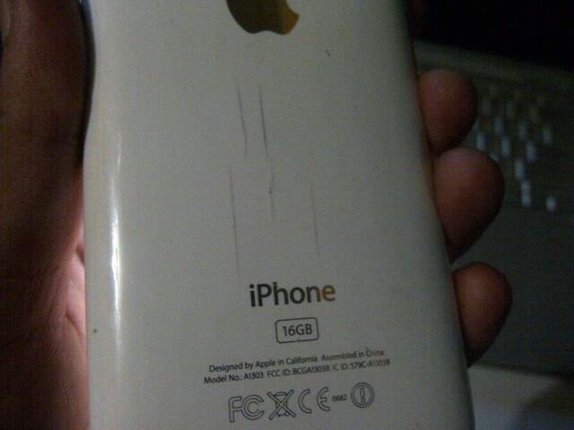 JUAL IPONE 3GS 16GB 2,1 JUTA aja gan!!!
