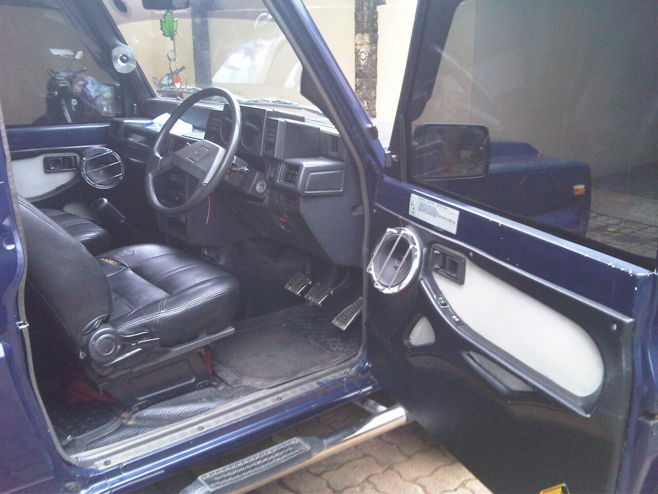 dijual Daihatsu Taft Rocky