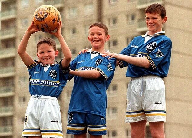 Barisan Pesepakbola Narsis Dunia