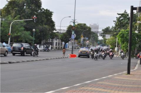 Gimana Rakyat Ga Marah, Kelakuan Polisi Aja Kayak Gini......