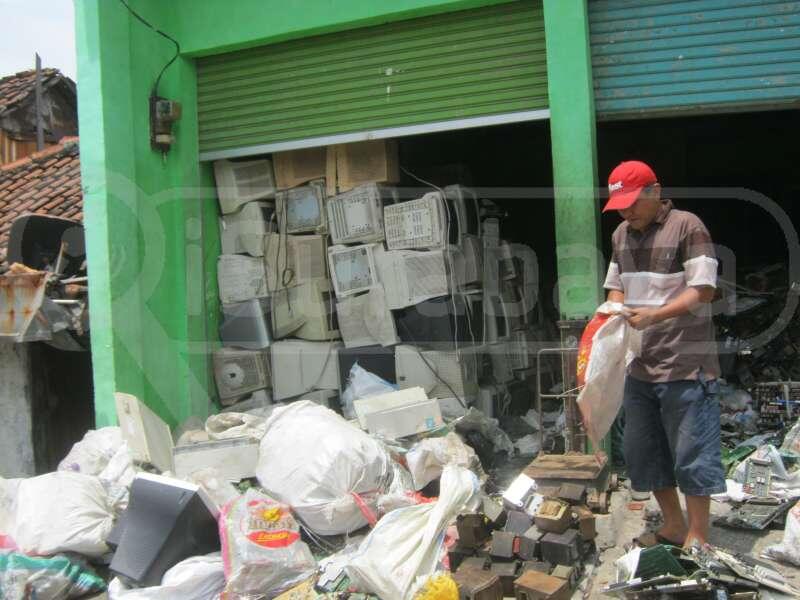 BELI KOMPUTER RUSAK