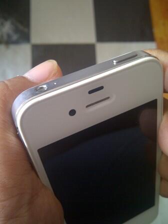 IPHONE 4S 32G WHITE FU JUAL GALAU RP 5JT