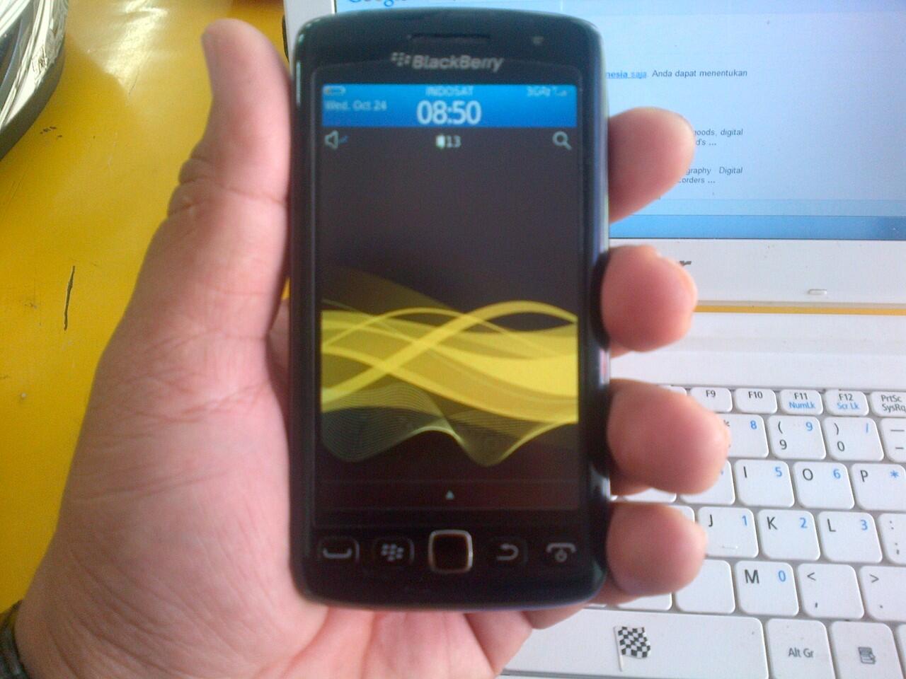 Jual blackberry MONZA 9860 mulus garansi panjang (Bandung)