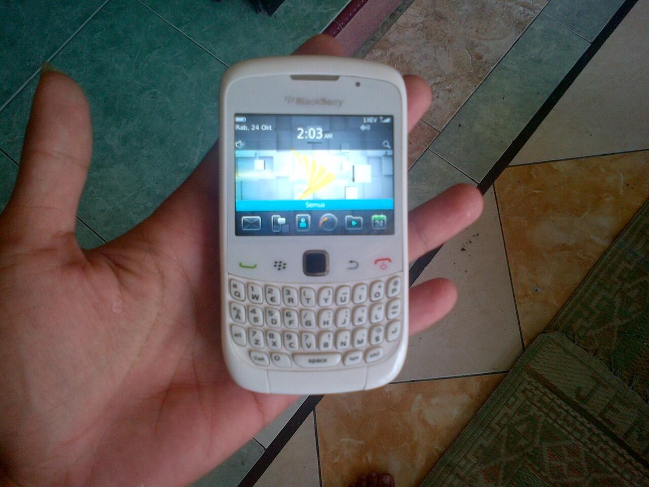 9330 aka kepler cdma white mulus murmer ada minus.jogja