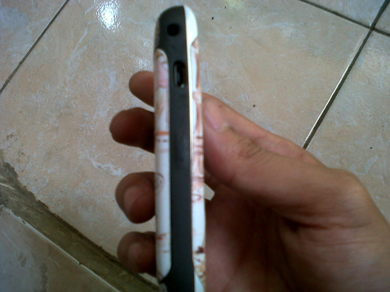 Blackberry Gemini Bandung white ex ce