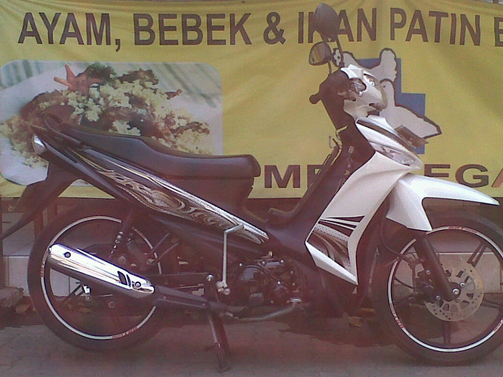 VEGA ZR 2011 PUTIH HITAM B-DKI