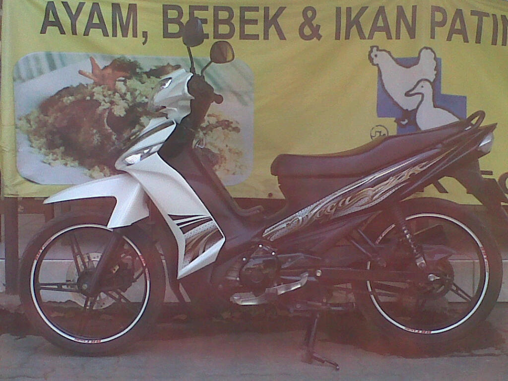 VEGA ZR 2011 PUTIH HITAM B-DKI